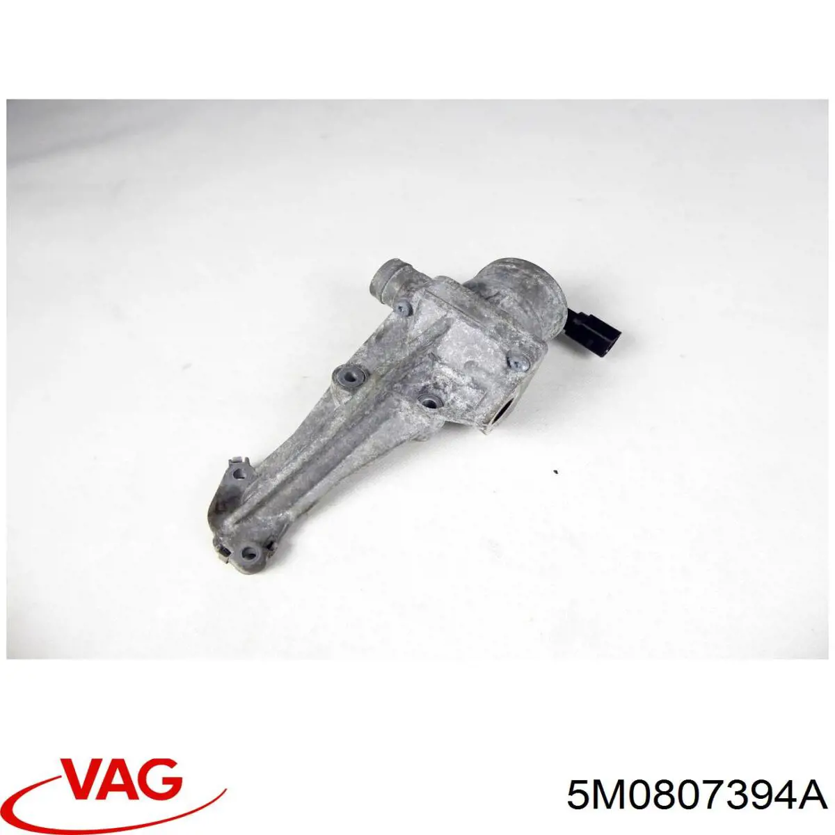 Направляющая заднего бампера правая 5M0807394A VAG