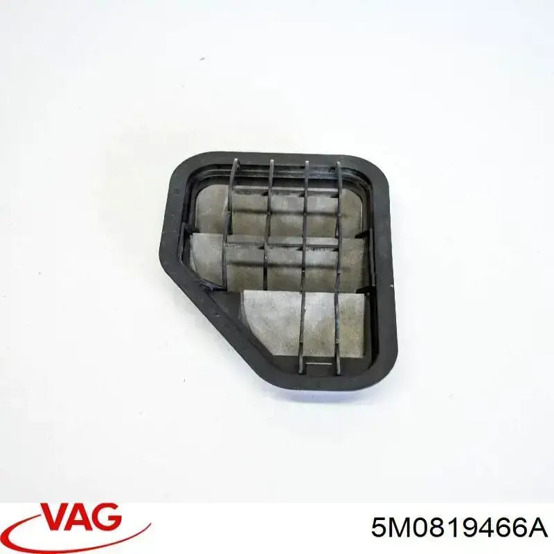 Купить 5M0819466A VAG Решетка вентиляции салона задняя