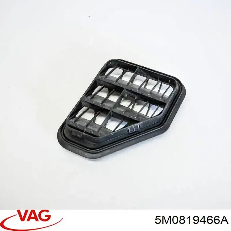 Решетка вентиляции салона задняя 5M0819466A VAG