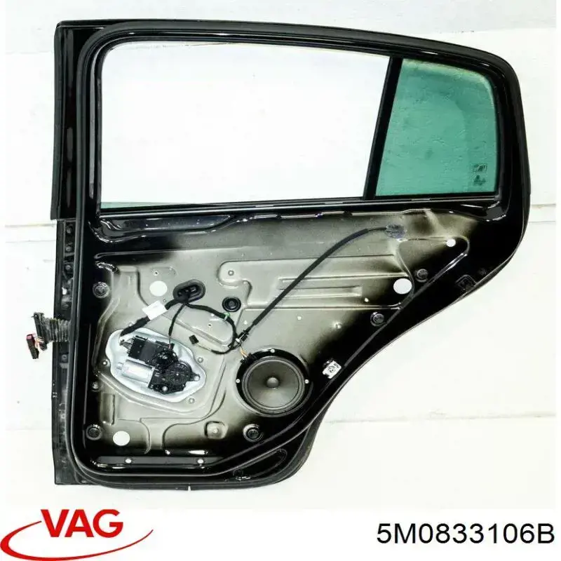 Купить 5M0833106B VAG Панель-щека двери задней правой