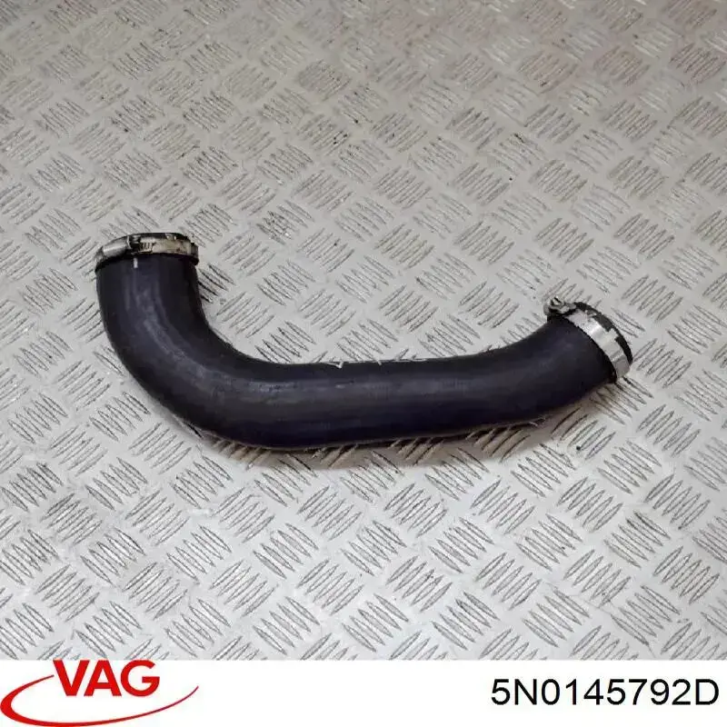 Шланг/патрубок интеркуллера VAG 5N0145792B цена, от 243.52 USD