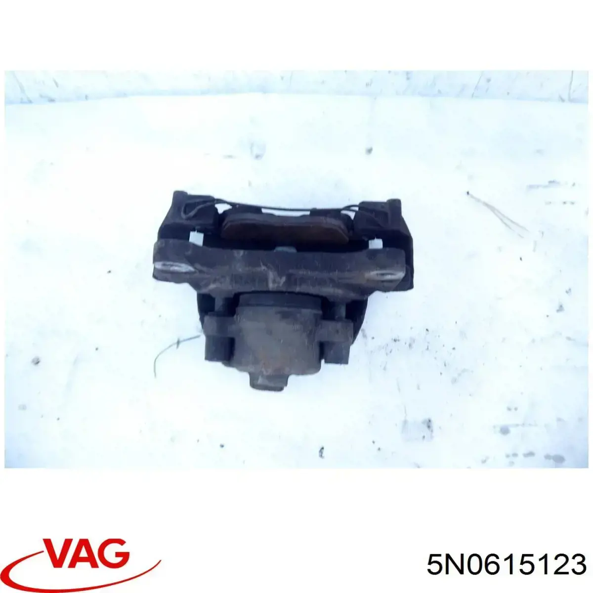 5N0615123 VAG Суппорт тормозной, передний, левый