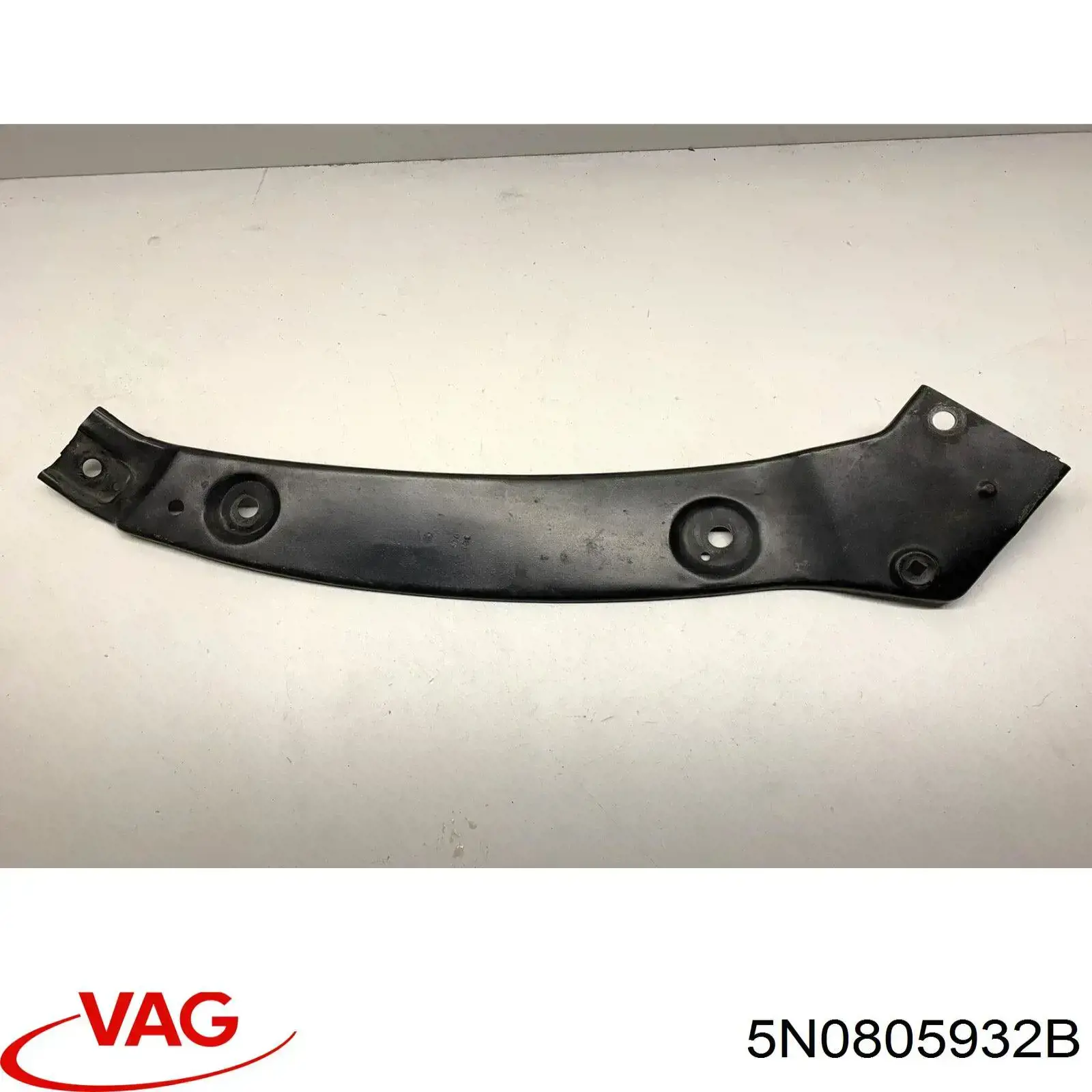 Правое крепление переднего бампера FPS FP7114212 цена, от 14.24 USD