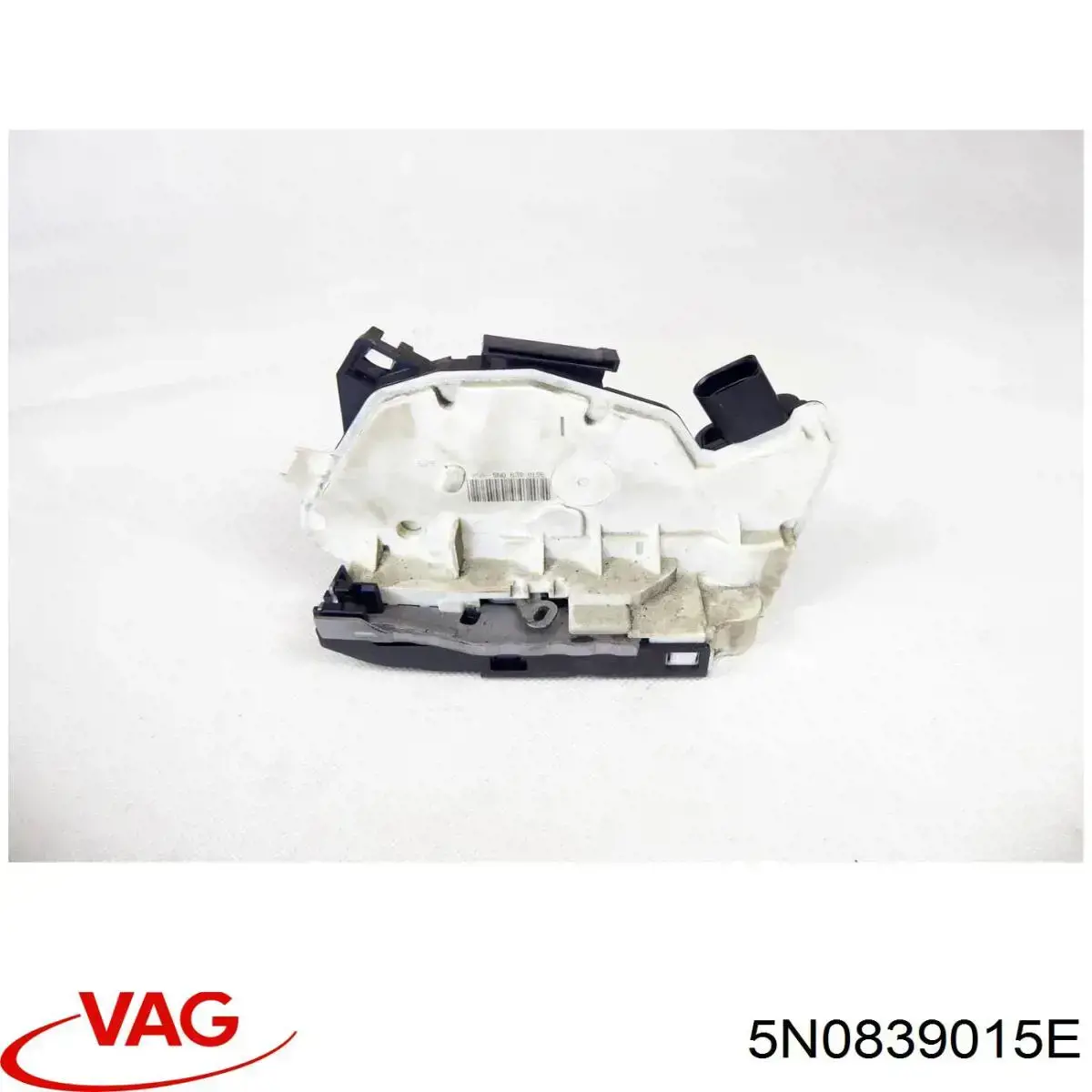 Купить 5N0839015E VAG Замок двери задней левой