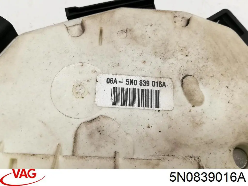 Замок задней двери, правой Vika 88390955601 цена, от 23.03 USD