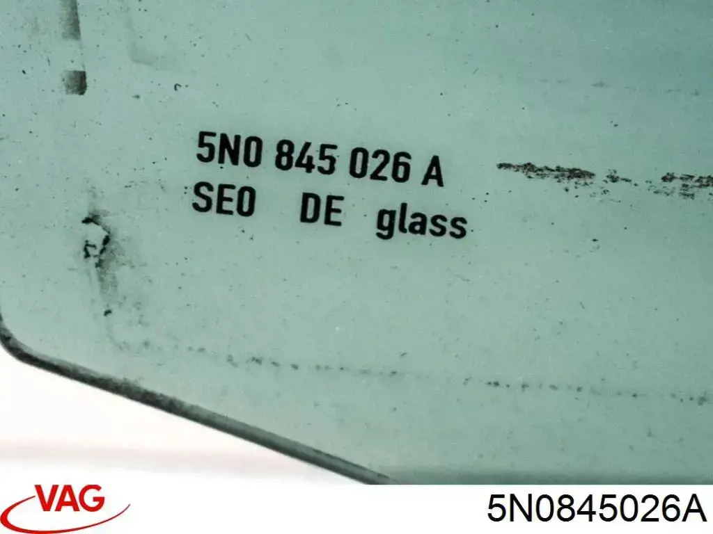 Купить 5N0845026A VAG Стекло задней двери, правой
