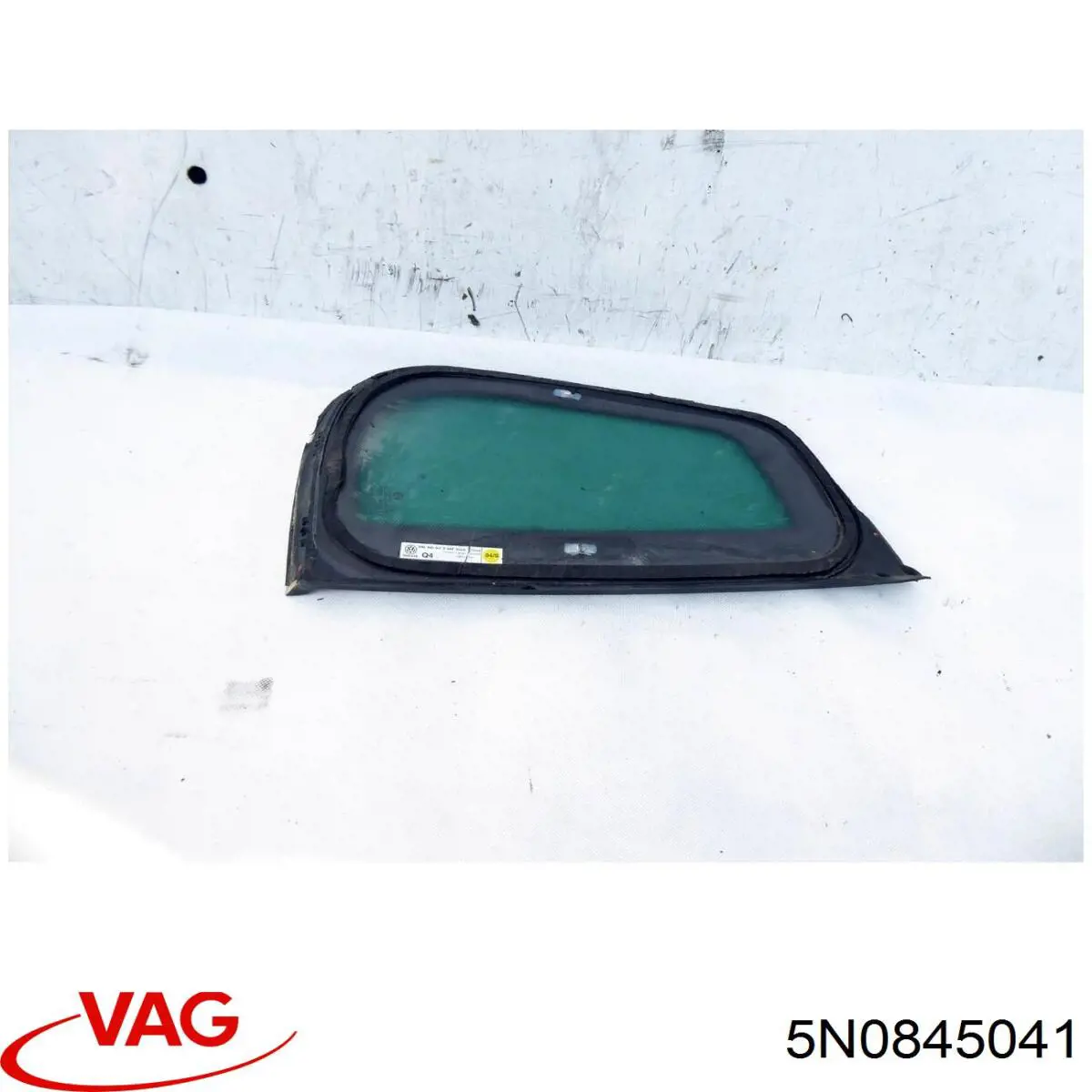 Купить 5N0845041NVB VAG Стекло кузова (багажного отсека) левое