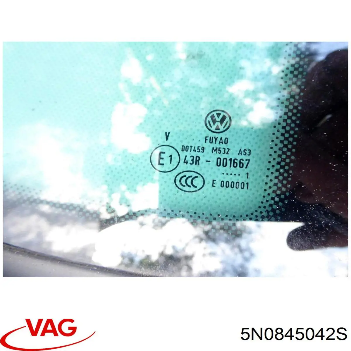 Купить 5N0845042S VAG Стекло кузова (багажного отсека) правое