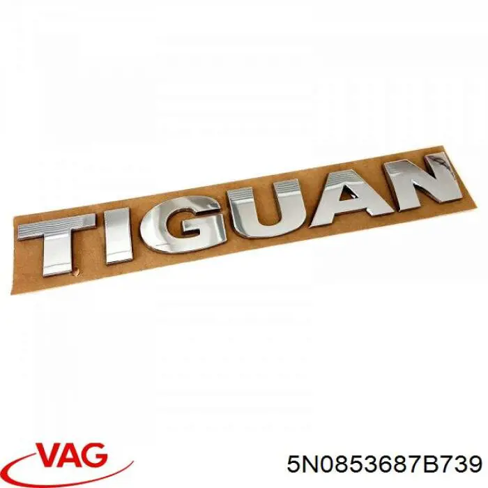Эмблема крышки багажника (фирменный значок) на Volkswagen Tiguan 5N