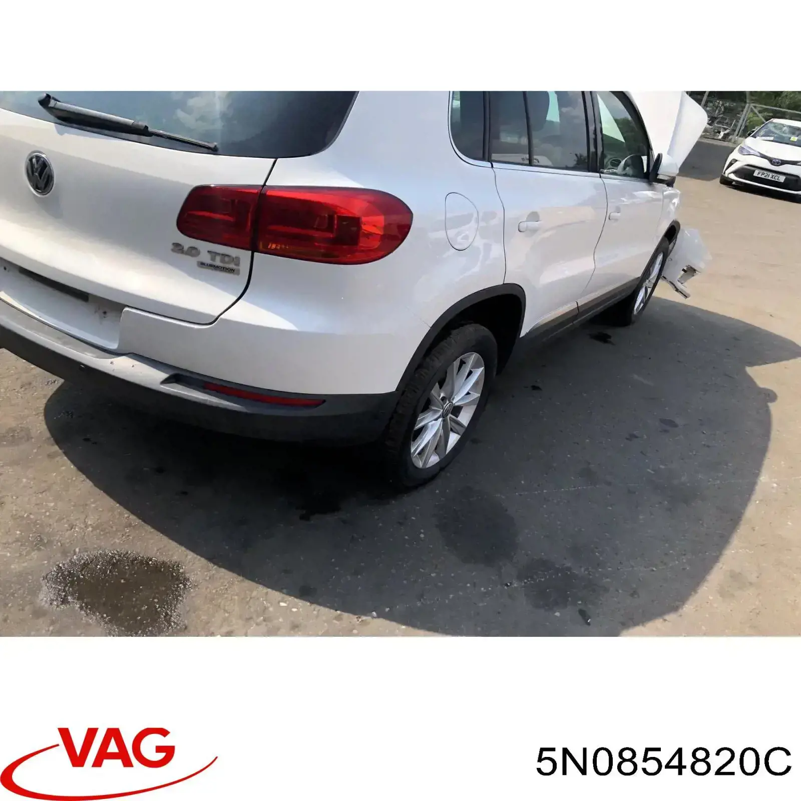 Расширитель (накладка) арки заднего крыла правый 5N0854820C VAG