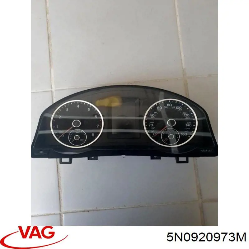 Купить 5N0920973M VAG Панель приборов