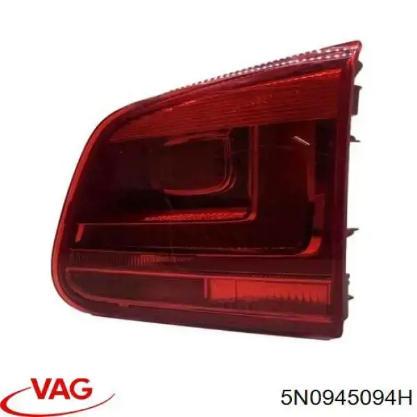 Фонарь задний правый внутренний 5N0945094H VAG