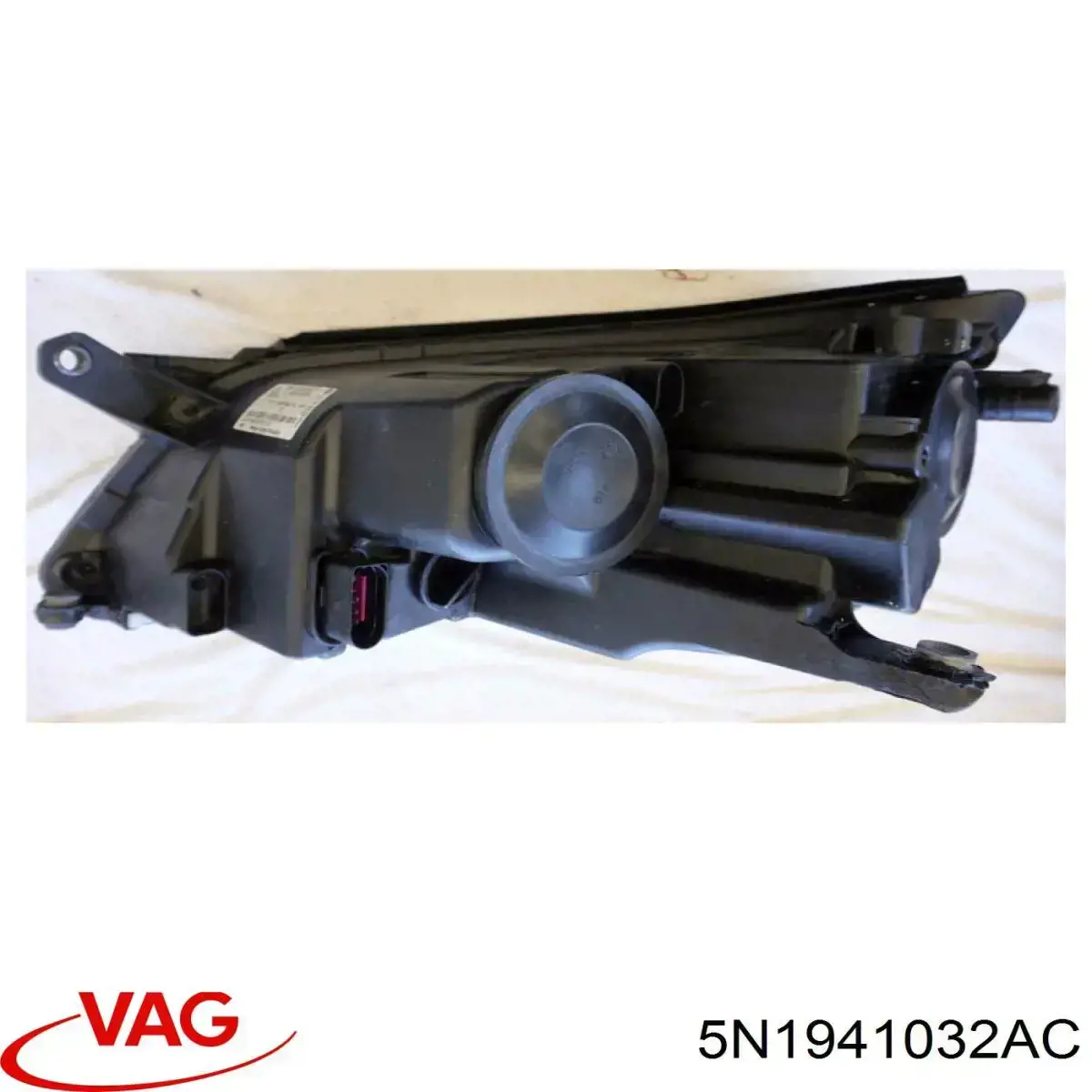 Правая блок фара VAG 5N1941032AC цена, от 63.35 USD