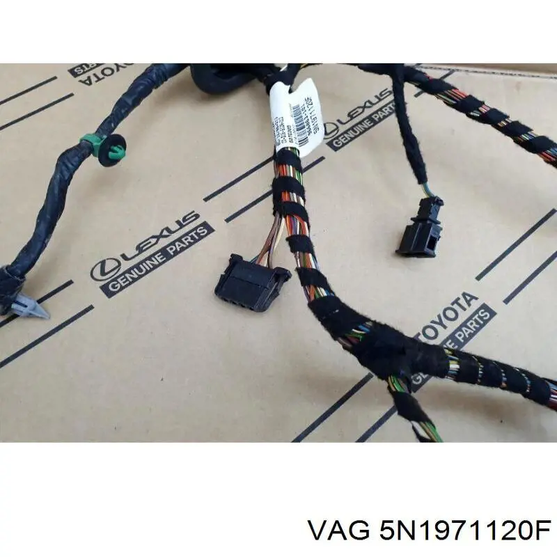 Жгут проводов передней двери VAG 5N1971120F