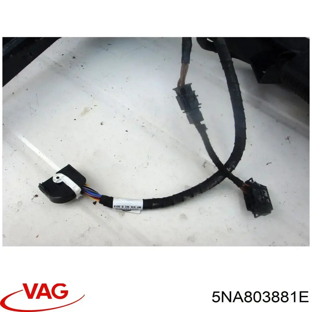 Устройство тягово-сцепное VAG 5NA803881 цена, от 295.38 USD