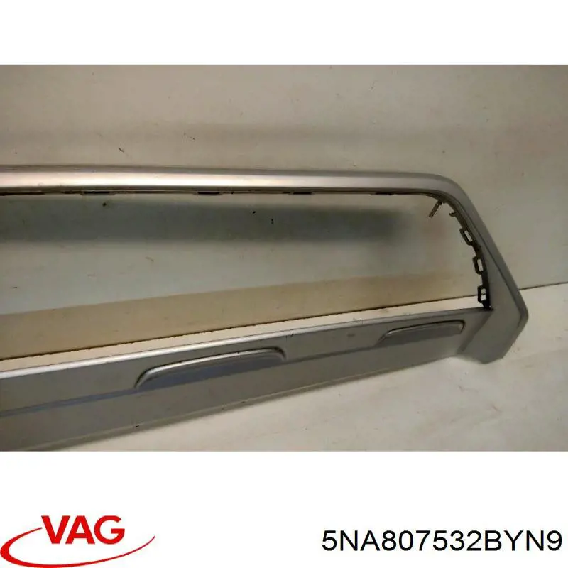 5NA807532BYN9 VAG 