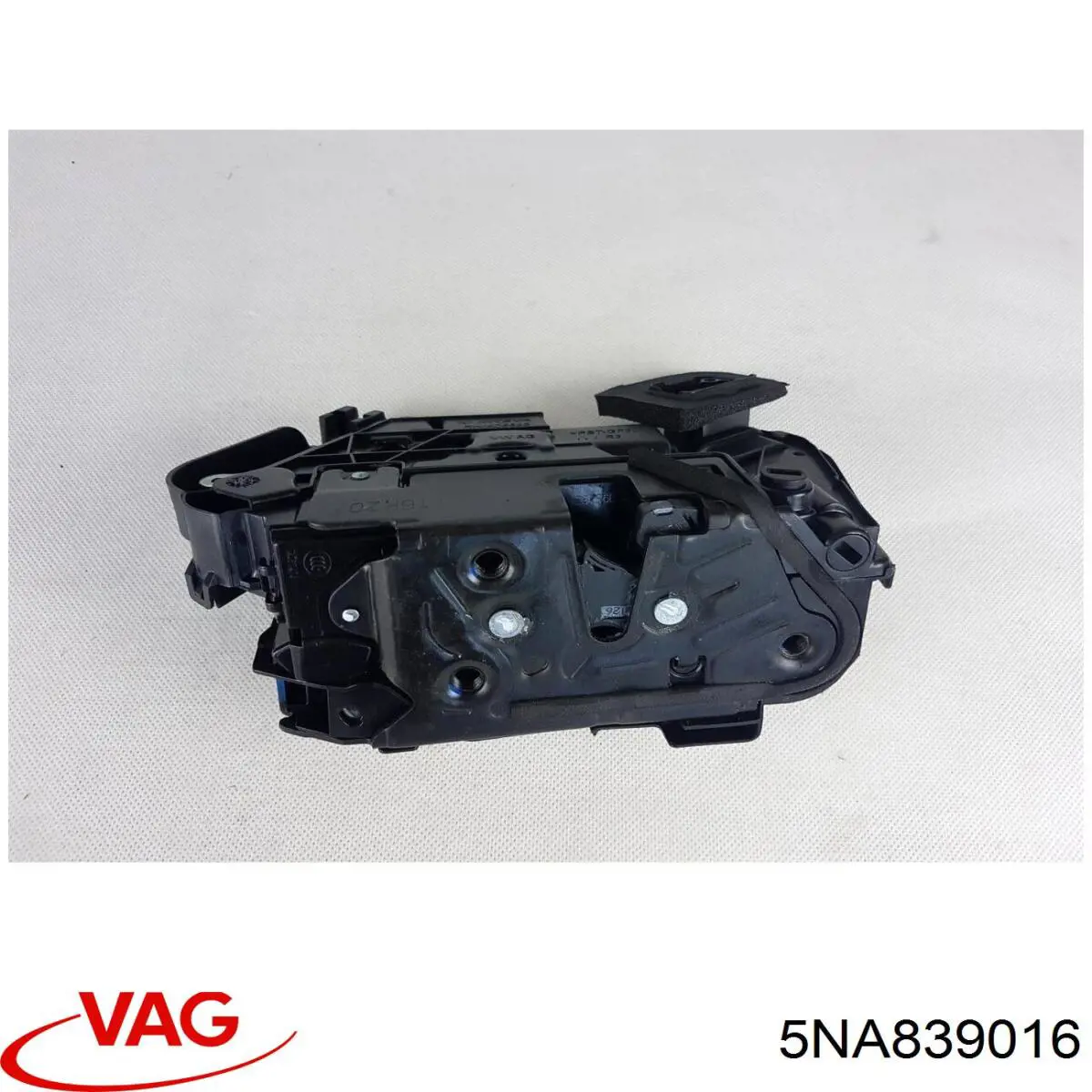 Замок задней двери, правой VAG 5NA839016 цена, от 48.15 USD