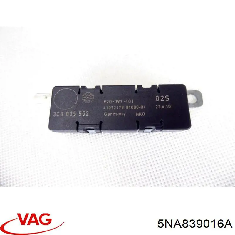 Замок задней правой двери  VAG 5NA839016A