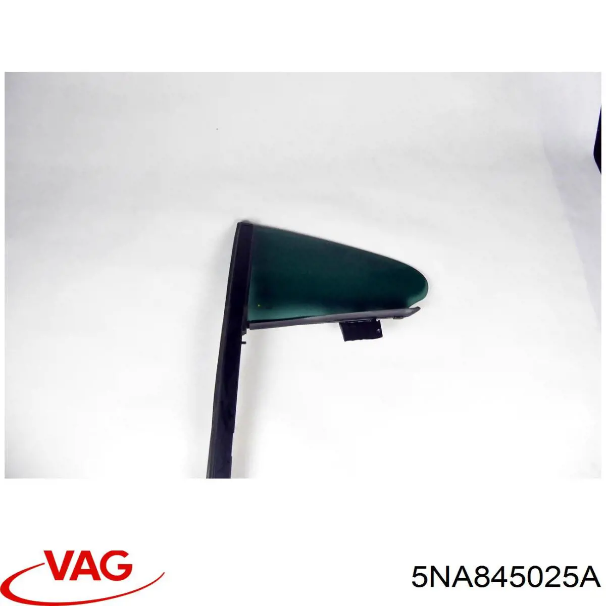 Стекло задней двери, левой VAG 5NA845025A цена, от 37.88 USD