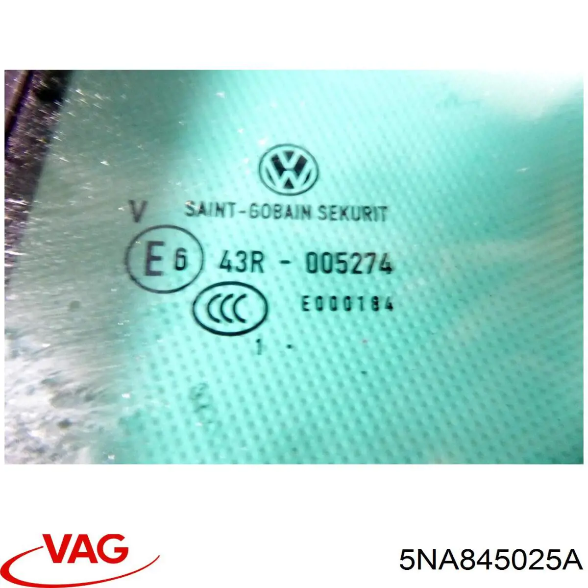 5NA845025A VAG Стекло двери задней левой