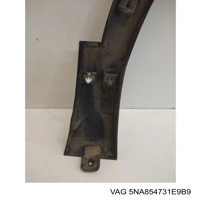 Купить 5NA854731D VAG Молдинг арки крыла переднего, левый