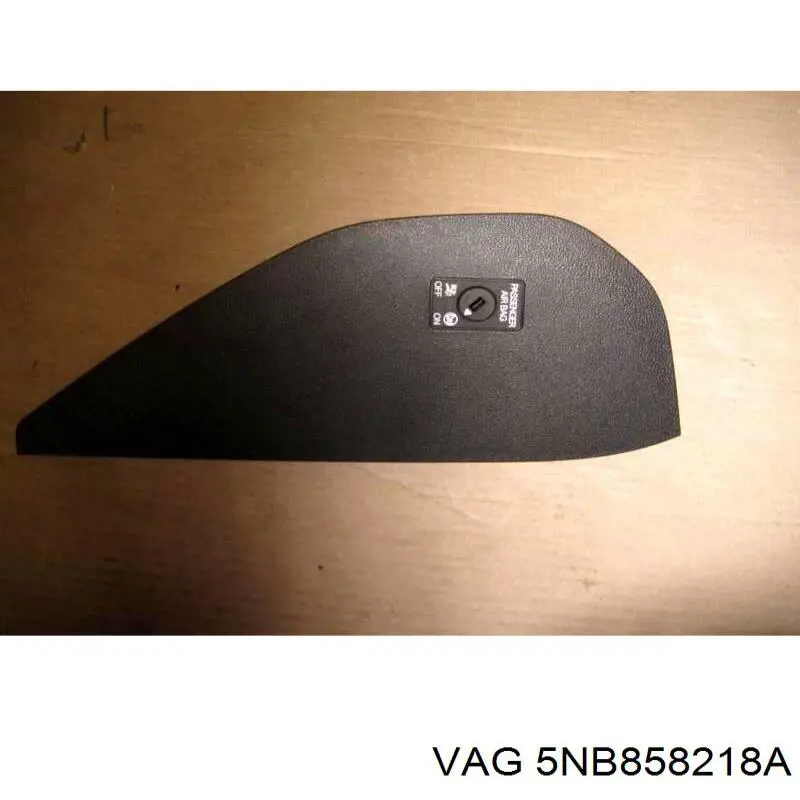 5NB858218A VAG 