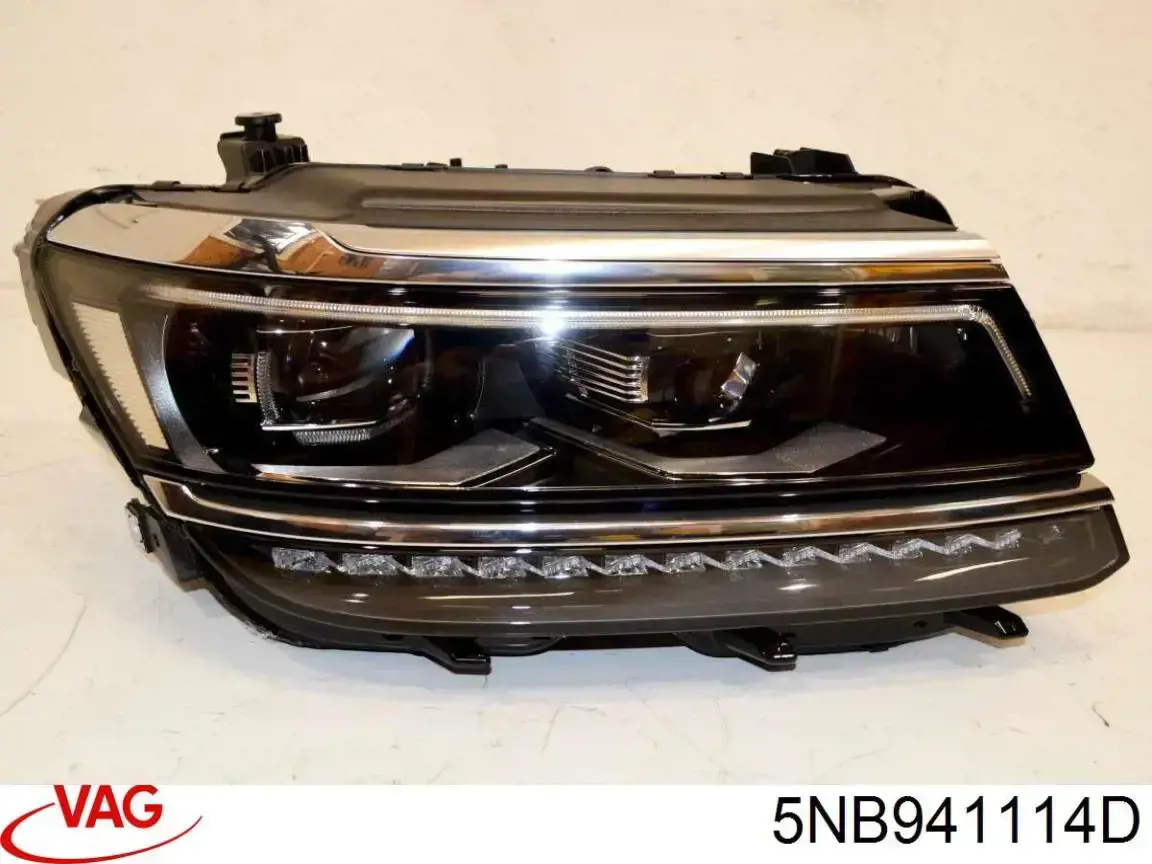 Фара правая Magneti Marelli 711451000266