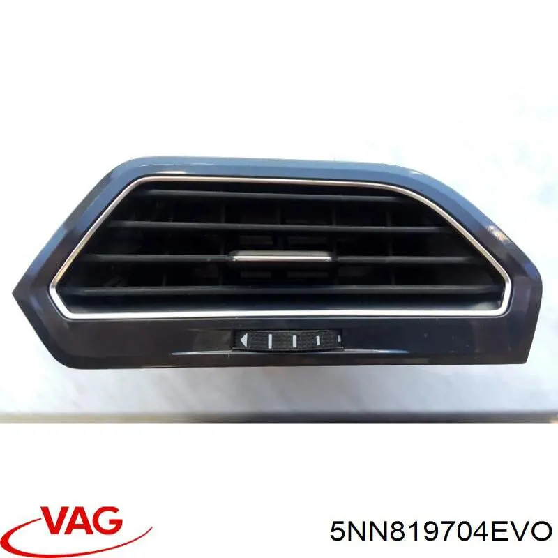 Решетка вентиляции салона на "торпедо" правая VAG 5NN819704WHZ цена, от 12.67 USD