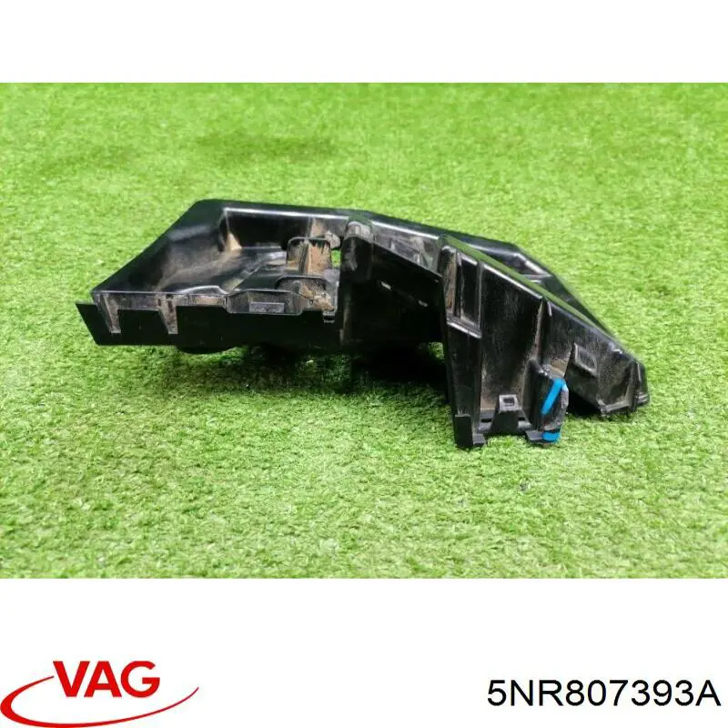 Крепление бамера левое VAG 5NR807393A цена, от 52.50 USD