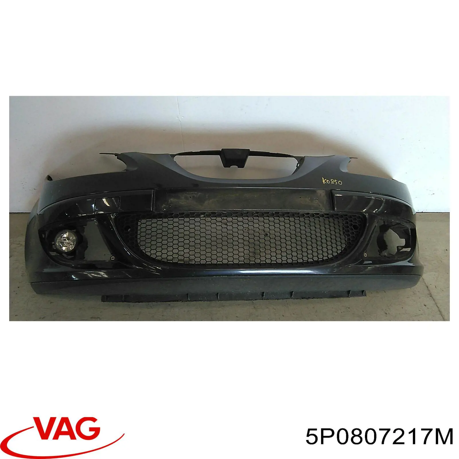 Бампер на авто VAG 5P0807217M цена, от 126.56 USD