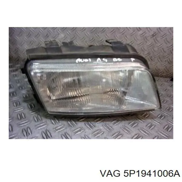 5P1941006A VAG Фара передняя правая