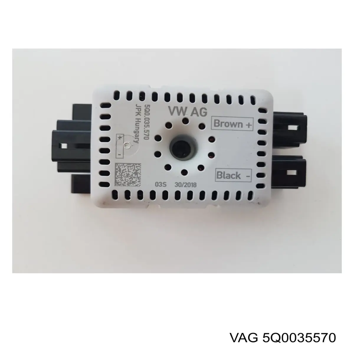 5Q0035570 VAG Усилитель сигнала антенны