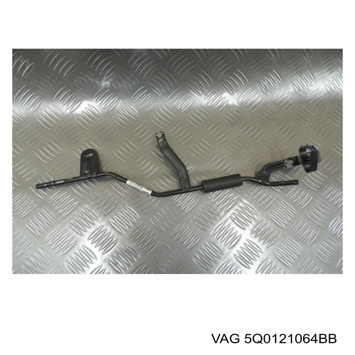 5Q0121064 VAG Шланг термостата