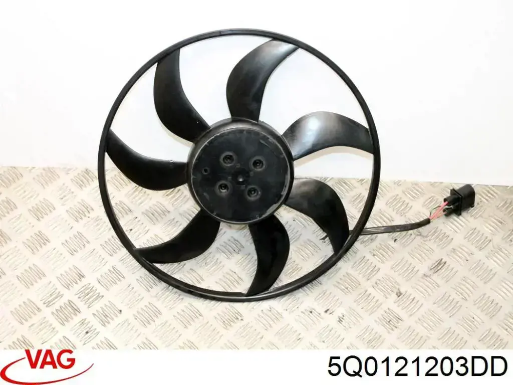 Ventilador elétrico de esfriamento montado (motor + roda de aletas) para Volkswagen Touran (1T1, 1T2)