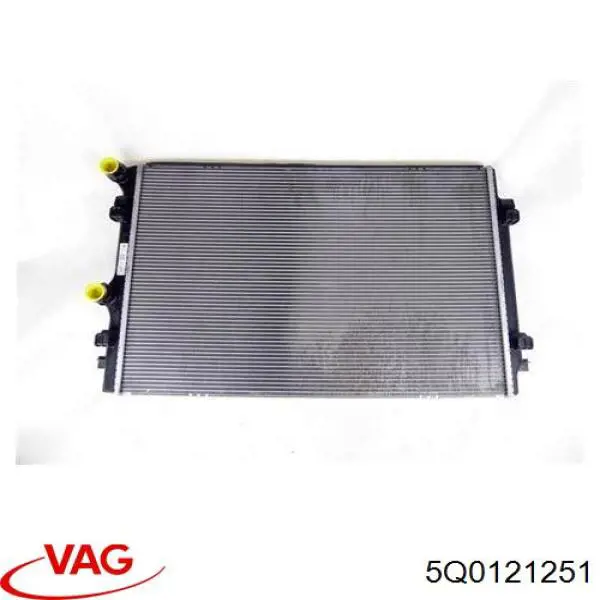 Радиатор 5Q0121251 VAG