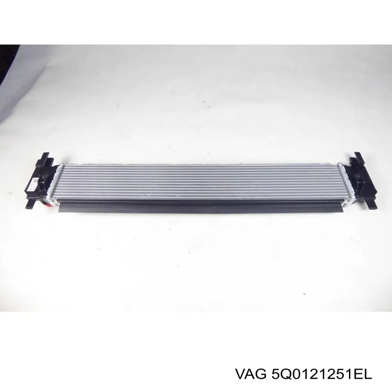 Купить 5Q0121251EL VAG Радиатор охлаждения двигателя дополнительный