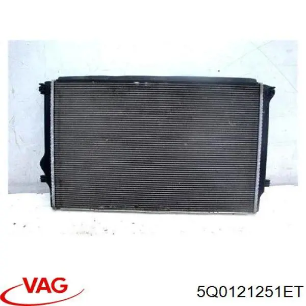 5Q0121251ET VAG радиатор