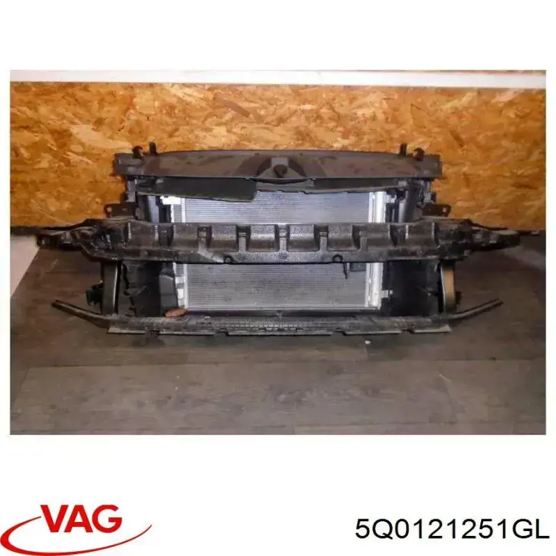 Радиатор охлаждения VAG 5Q0121251GL