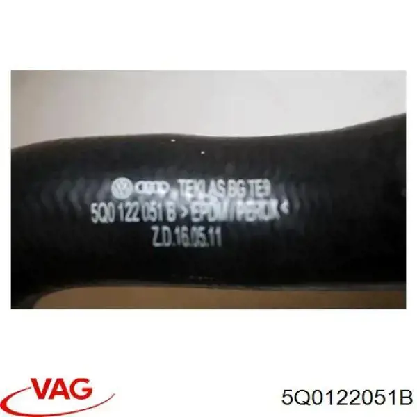 Купить 5Q0122051B VAG Шланг радиатора охлаждения нижний