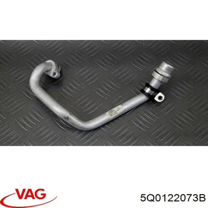 Патрубок термостата VAG 5Q0122073B