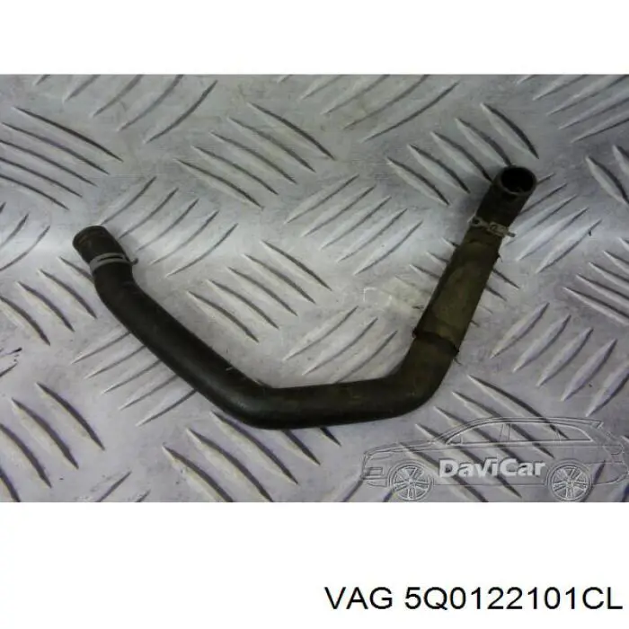 Патрубок системы охлаждения 5Q0122101CL VAG