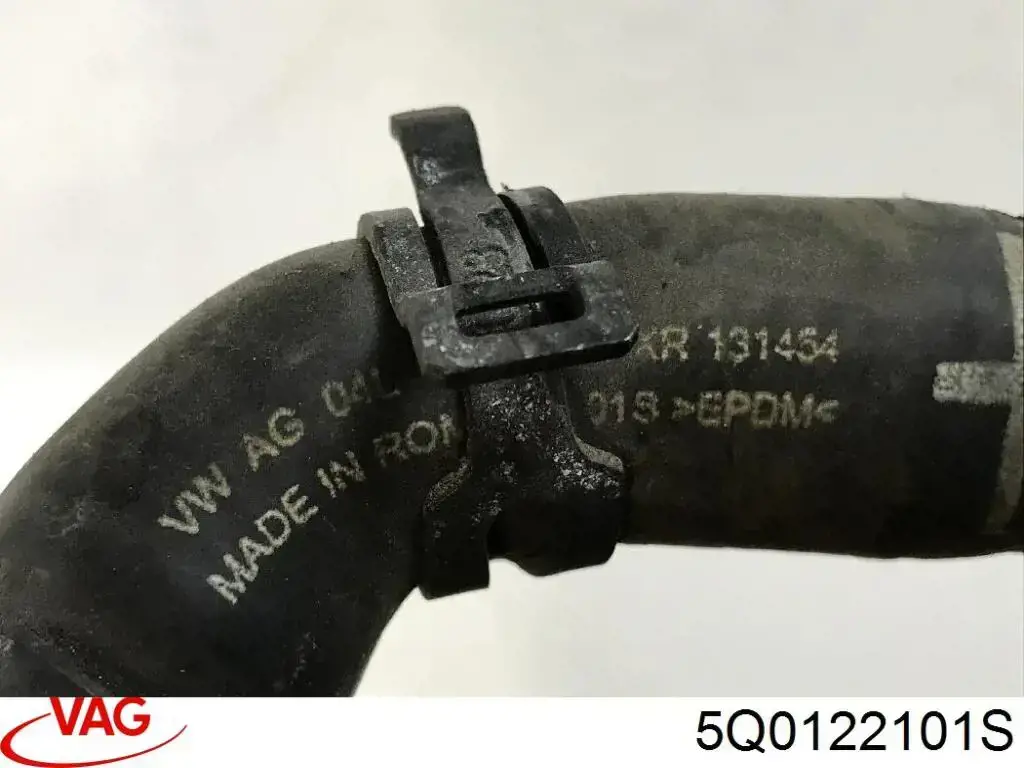 5Q0122101S VAG Шланг системы охлаждения