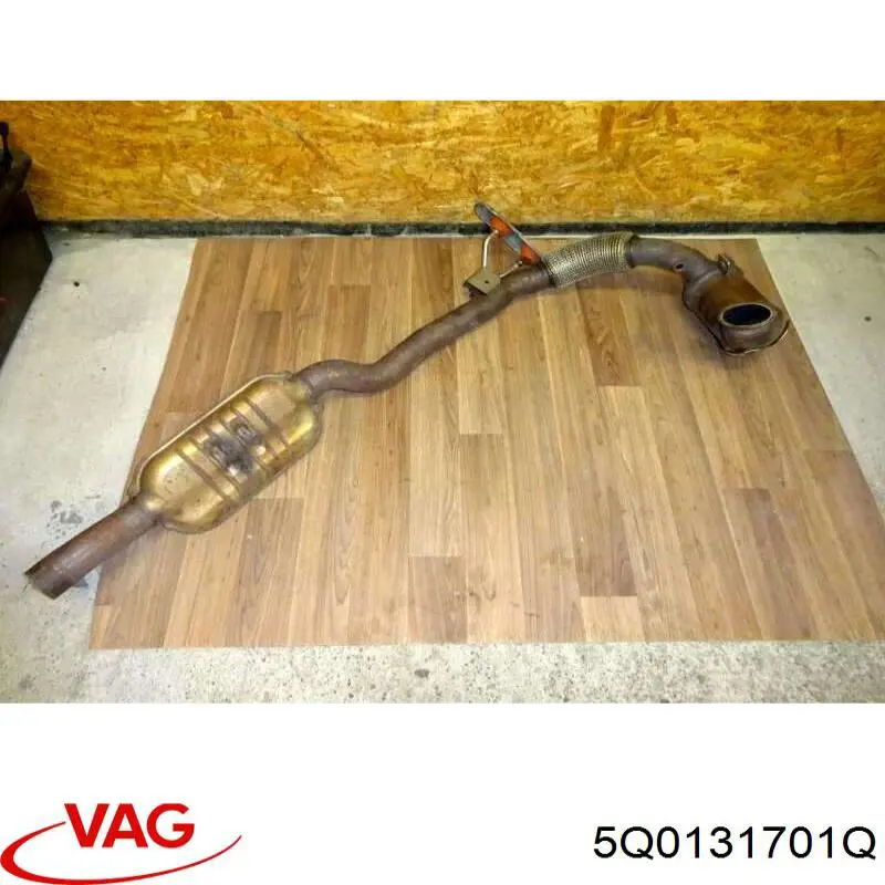 Купить 5Q0131701Q VAG 