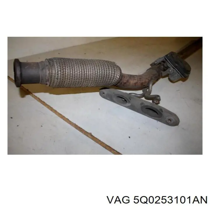 Глушитель, передняя часть VAG 5Q0253101AN цена, от 63.35 USD