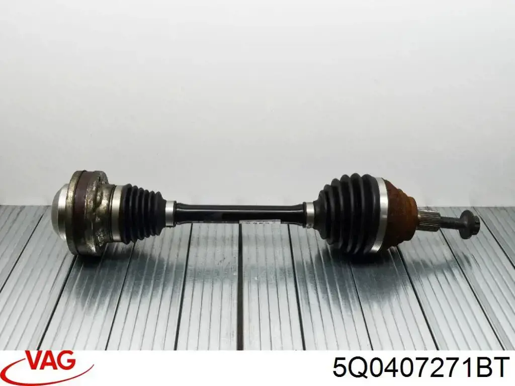 Купить 5Q0407271BT VAG Привод в сборе левый