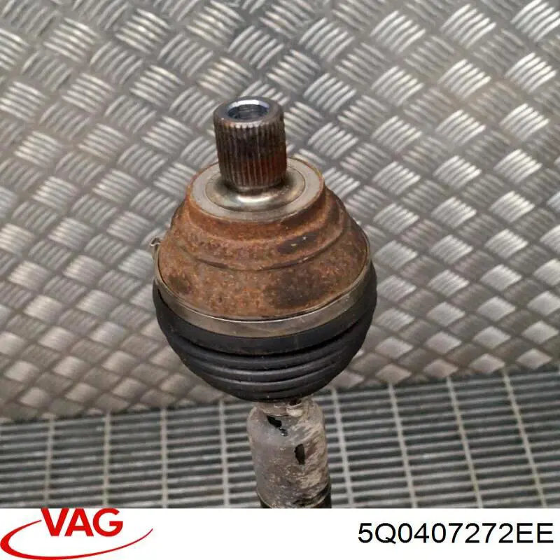 Правая полуось 5Q0407272FJ VAG