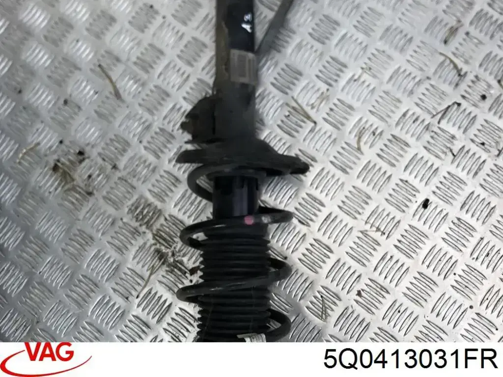Амортизатор передний 5Q0413031GK VAG