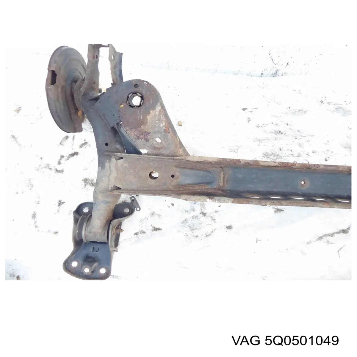 Балка задняя VAG 5Q0501049BA