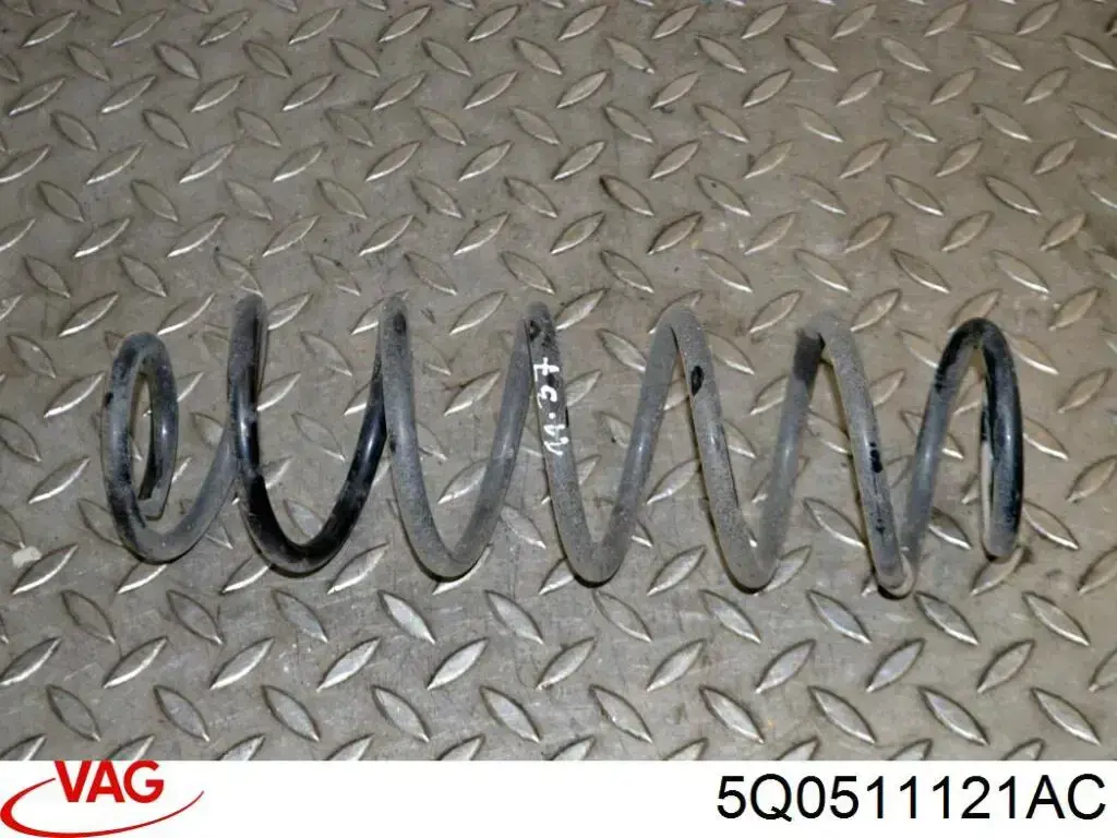 Пружина задняя Magnum Technology SS043