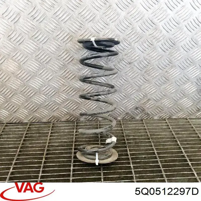 Купить 5Q0512297D VAG Проставка задней нижней пружины